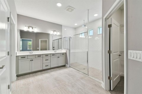 Casa en venta en Zephyrhills, Florida, 4 dormitorios, 263.38 m2 № 1386654 - foto 24