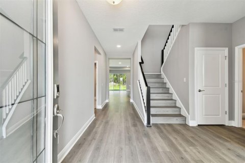 Casa en venta en Zephyrhills, Florida, 4 dormitorios, 263.38 m2 № 1386654 - foto 4