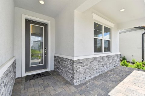 Casa en venta en Zephyrhills, Florida, 4 dormitorios, 263.38 m2 № 1386654 - foto 3