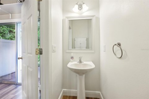 Adosado en venta en Orlando, Florida, 5 dormitorios, 176.51 m2 № 1658578 - foto 9
