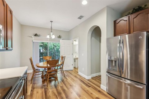 Adosado en venta en Orlando, Florida, 5 dormitorios, 176.51 m2 № 1658578 - foto 8