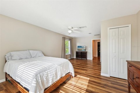 Adosado en venta en Orlando, Florida, 5 dormitorios, 176.51 m2 № 1658578 - foto 19