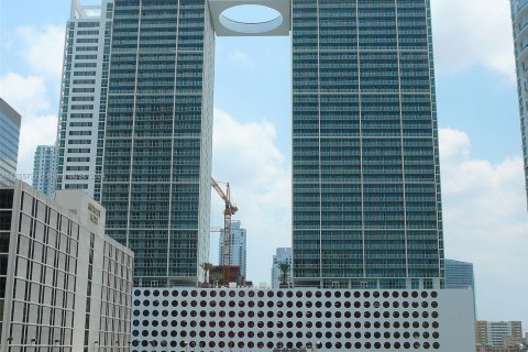 Condominio en venta en Miami, Florida, 1 dormitorio, 68.56 m2 № 1729015 - foto 1