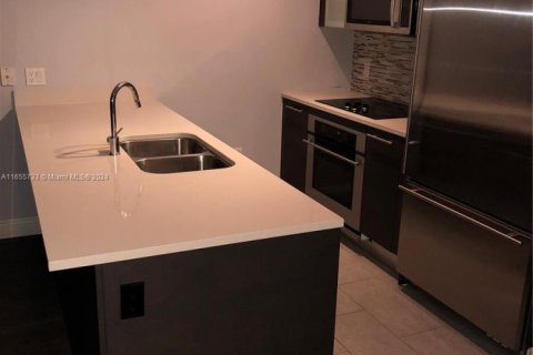 Condominio en venta en Miami, Florida, 1 dormitorio, 68.56 m2 № 1729015 - foto 10