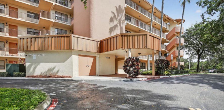 Condo in Plantation, Florida, 2 bedrooms  № 1954175