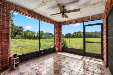 House in Dover, Florida 3 bedrooms, 183.3 sq.m. № 1252624 - photo 29