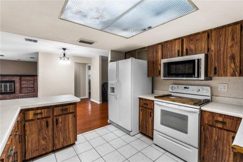 House in Dover, Florida 3 bedrooms, 183.3 sq.m. № 1252624 - photo 26