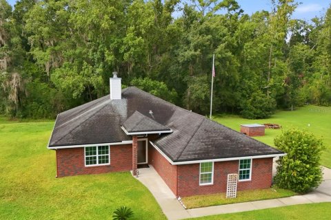Villa ou maison à Callahan, Floride 3 chambres, 168.71 m2 № 2359014