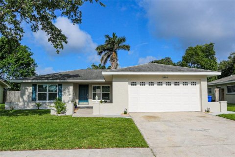 Villa ou maison à Dunedin, Floride 3 chambres, 113.53 m2 № 2147831