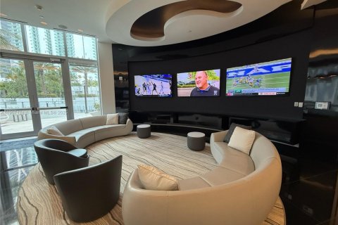 Купить кондоминиум в Майами, Флорида 5 спален, 357.86м2, № 1964242 - фото 26