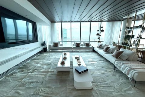 Купить кондоминиум в Майами, Флорида 5 спален, 357.86м2, № 1964242 - фото 4
