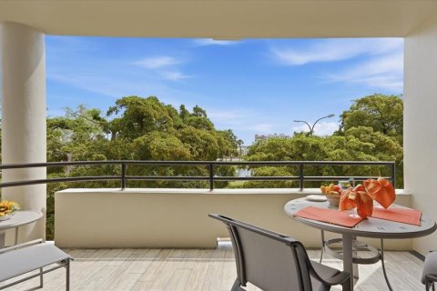 Copropriété à vendre à Sarasota, Floride: 2 chambres, 169.27 m2 № 2419118 - photo 3