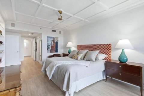 Copropriété à vendre à Sarasota, Floride: 2 chambres, 169.27 m2 № 2419118 - photo 15
