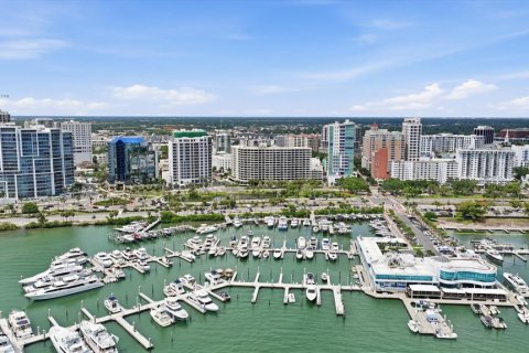 Copropriété à vendre à Sarasota, Floride: 2 chambres, 169.27 m2 № 2419118 - photo 30