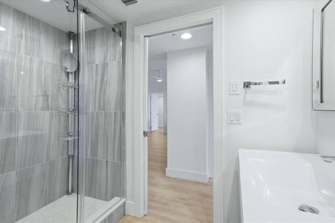 Copropriété à vendre à Sarasota, Floride: 2 chambres, 169.27 m2 № 2419118 - photo 25