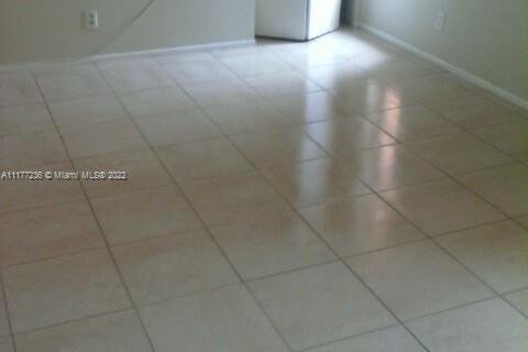 Adosado en venta en Lauderdale Lakes, Florida, 4 dormitorios, 120.03 m2 № 1872374 - foto 11