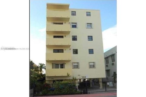 Copropriété à louer à Miami Beach, Floride: 1 chambre, 69.68 m2 № 1889386 - photo 1