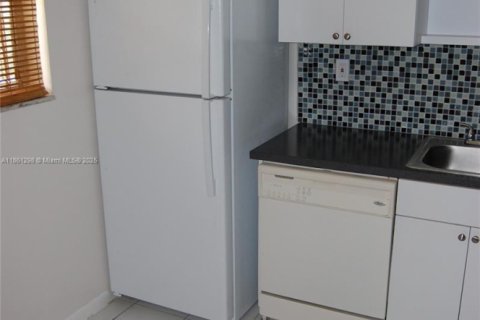 Copropriété à louer à Miami Beach, Floride: 1 chambre, 69.68 m2 № 1889386 - photo 6