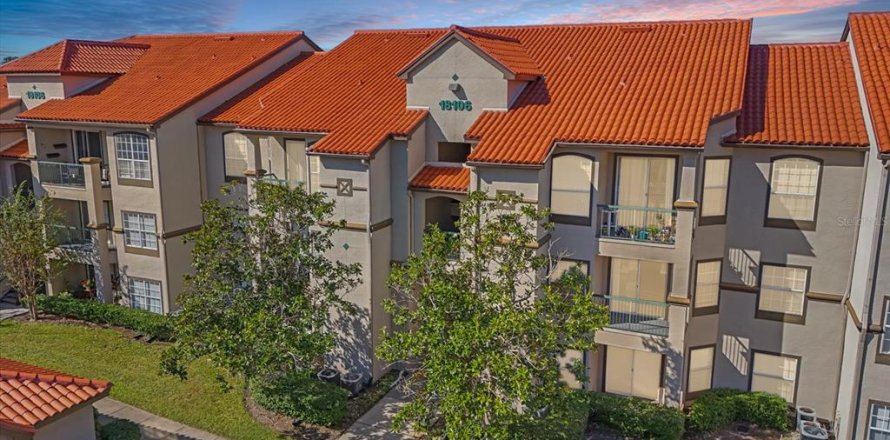 Condominio en Lutz, Florida, 2 dormitorios  № 1541457
