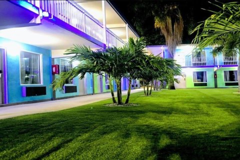 Hôtel, hôtellerie à vendre à Clearwater, Floride: 1543.48 m2 № 1539918 - photo 13