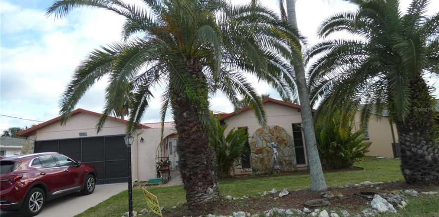 Casa en Hudson, Florida 2 dormitorios, 143.53 m2 № 1513063