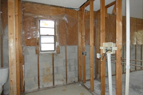 House in Hudson, Florida 2 bedrooms, 143.53 sq.m. № 1513063 - photo 13