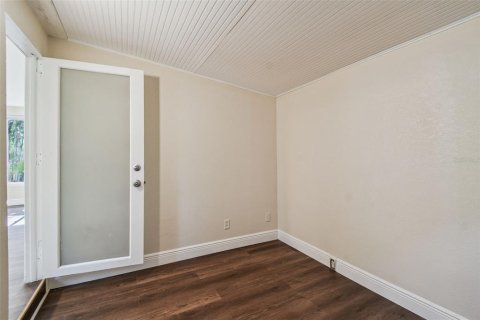 Propiedad comercial en venta en Clearwater, Florida, 78.78 m2 № 1852805 - foto 20