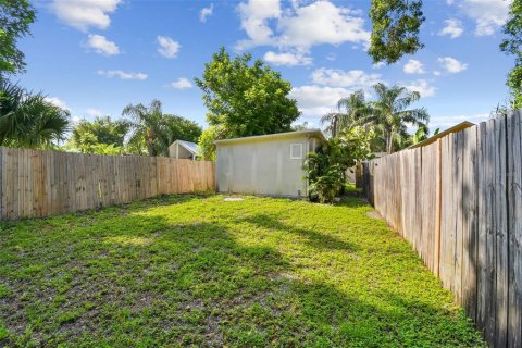 Commercial property in Clearwater, Florida 78.78 sq.m. № 1852805 - photo 28