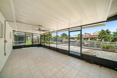 Купить виллу или дом в Гудзон, Флорида 5 комнат, 114.46м2, № 1858054 - фото 19