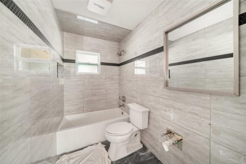 Купить виллу или дом в Гудзон, Флорида 5 комнат, 114.46м2, № 1858054 - фото 17