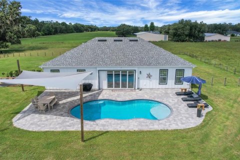 Villa ou maison à vendre à Oxford, Floride: 4 chambres, 255.39 m2 № 2221703 - photo 2
