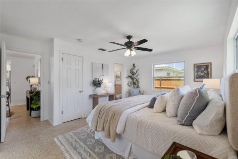 Casa en venta en Clearwater, Florida, 3 dormitorios, 136.47 m2 № 1919896 - foto 16