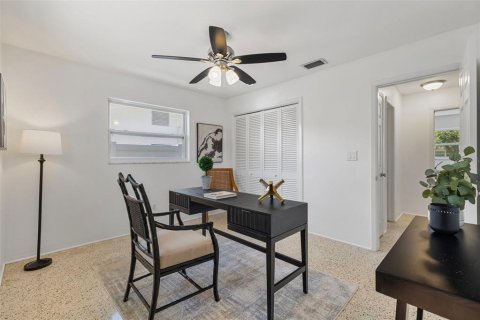 Casa en venta en Clearwater, Florida, 3 dormitorios, 136.47 m2 № 1919896 - foto 22