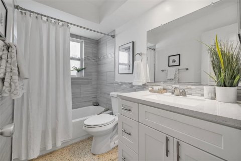 Casa en venta en Clearwater, Florida, 3 dormitorios, 136.47 m2 № 1919896 - foto 25