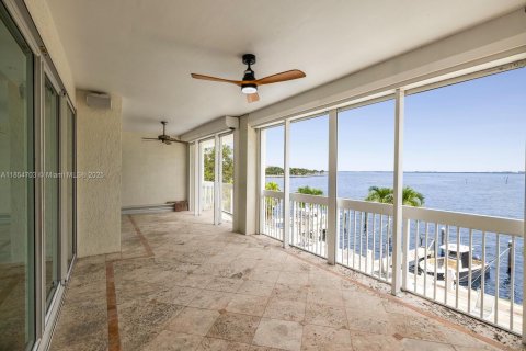 Condo in Miami, Florida, 2 bedrooms  № 1874809 - photo 26