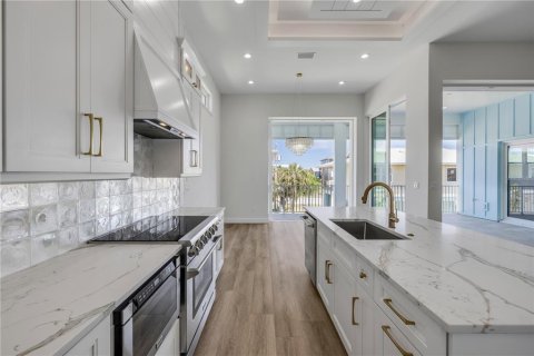 Casa en venta en New Smyrna Beach, Florida, 4 dormitorios, 232.26 m2 № 1602968 - foto 2