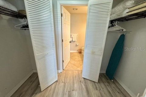 Copropriété à louer à Sarasota, Floride: 2 chambres, 112.6 m2 № 2228193 - photo 30