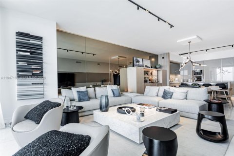 Copropriété à vendre à Sunny Isles Beach, Floride: 4 chambres, 249.16 m2 № 2003289 - photo 13