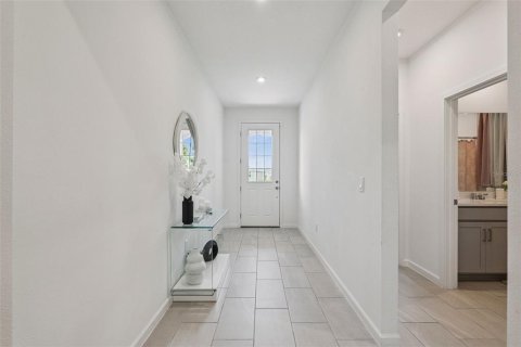 Villa ou maison à vendre à Apopka, Floride: 3 chambres, 214.79 m2 № 2356311 - photo 6