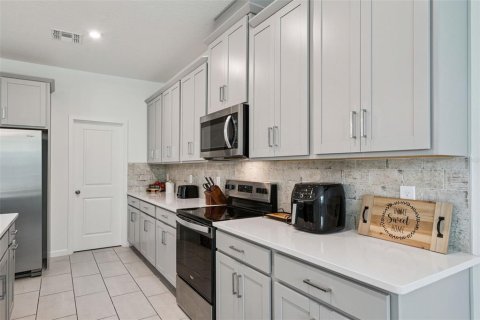 Villa ou maison à vendre à Apopka, Floride: 3 chambres, 214.79 m2 № 2356311 - photo 20