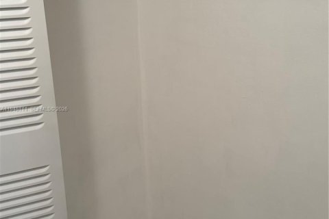 Купить кондоминиум в Майами-Бич, Флорида 1 спальня, 81.29м2, № 2004114 - фото 17