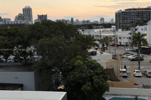 Купить кондоминиум в Майами-Бич, Флорида 1 спальня, 81.29м2, № 2004114 - фото 22