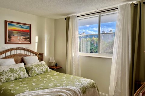 Condo in Deerfield Beach, Florida, 2 bedrooms  № 1861488 - photo 7