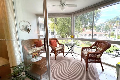 Condo in Deerfield Beach, Florida, 2 bedrooms  № 1861488 - photo 17