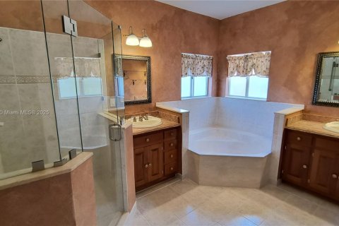 Villa ou maison à vendre à Homestead, Floride: 4 chambres, 185.9 m2 № 1941864 - photo 9