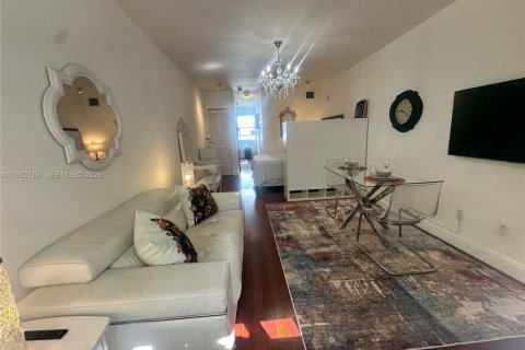 Copropriété à vendre à Miami Beach, Floride: 47.84 m2 № 2080336 - photo 8