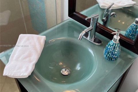 Copropriété à vendre à Miami Beach, Floride: 47.84 m2 № 2080336 - photo 20