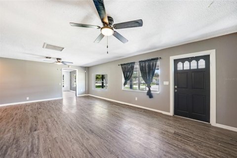 Villa ou maison à vendre à Arcadia, Floride: 4 chambres, 183.2 m2 № 1886998 - photo 4