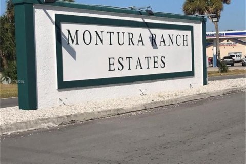 Commercial property in Clewiston, Florida № 2175324 - photo 2