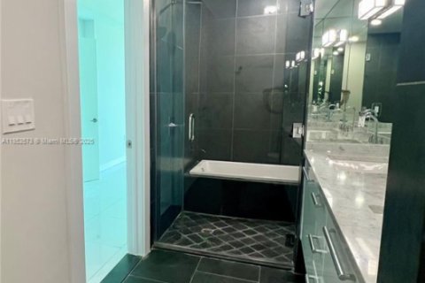 Copropriété à louer à Miami, Floride: 1 chambre, 95.78 m2 № 1877540 - photo 14